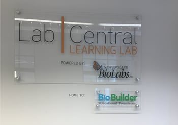 Lab Central Plaque